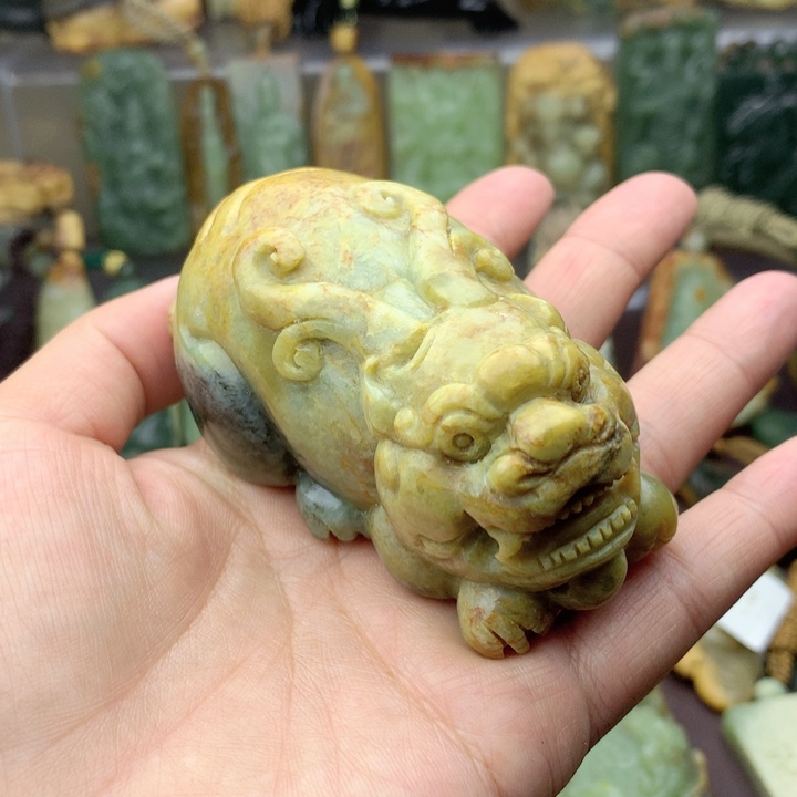 岫岩河磨玉（透闪石质玉）未镶嵌手把