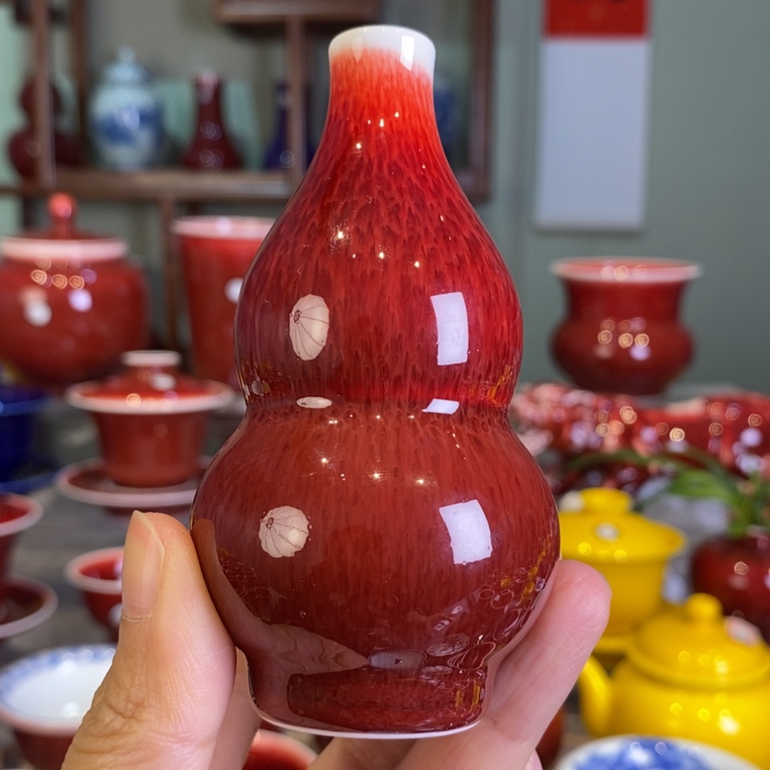 岁**香清欢雅玩原矿朗红小葫芦瓶