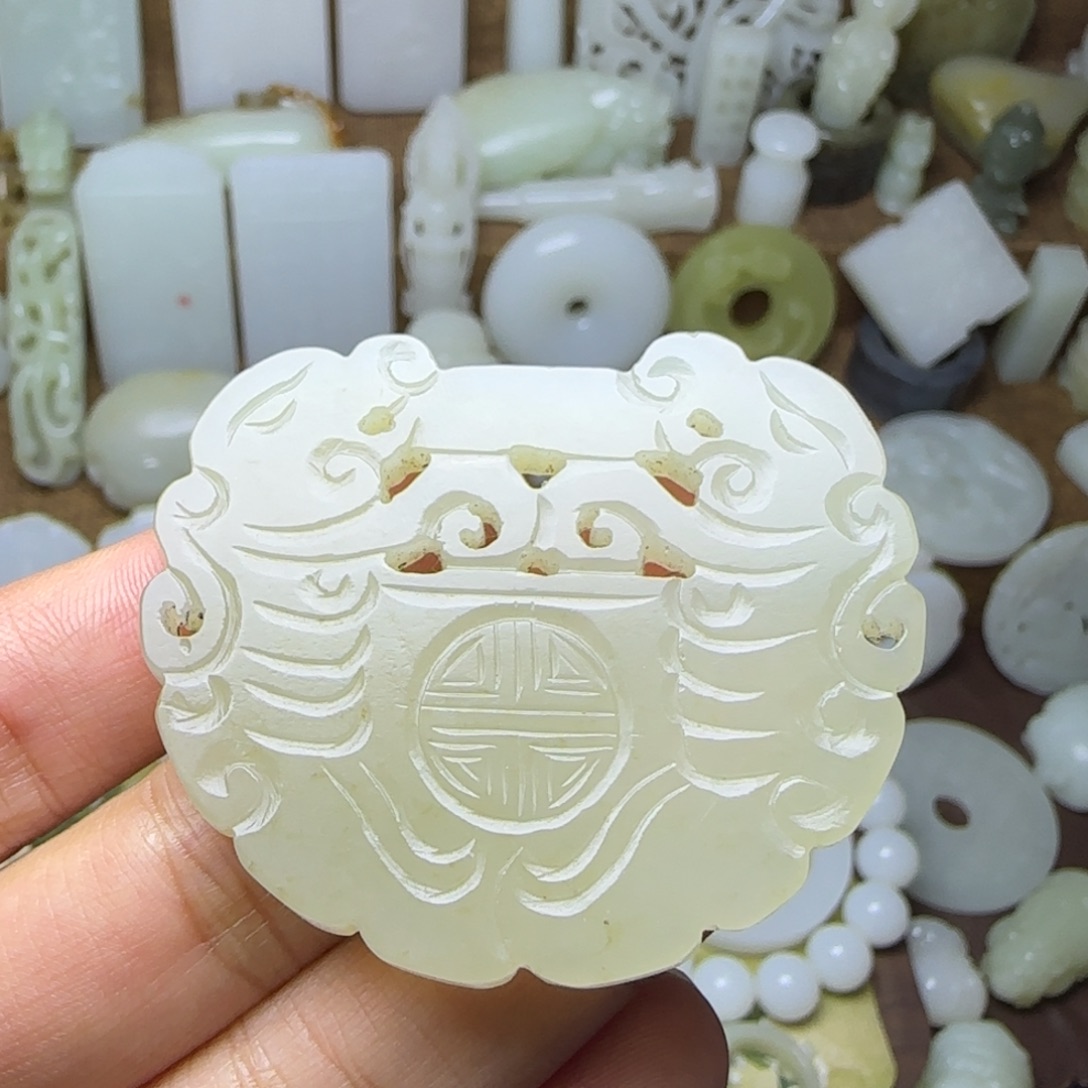 和田玉未镶嵌挂件