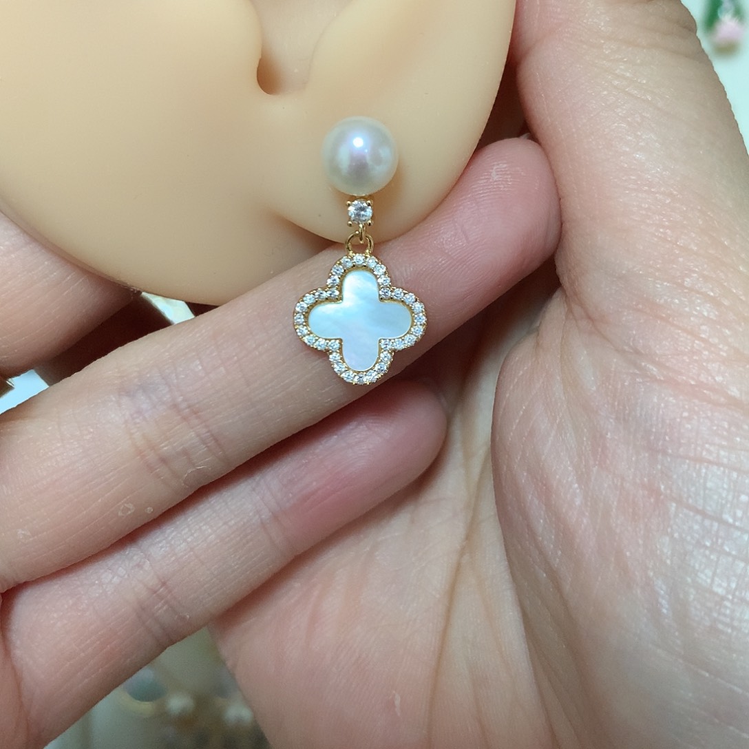 淡水珍珠耳饰合金