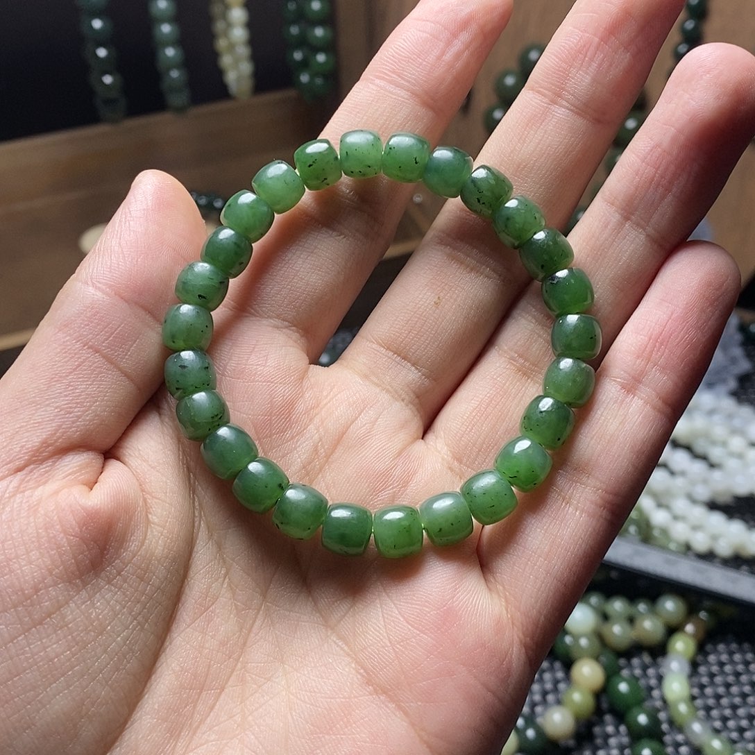 和田玉未镶嵌手串