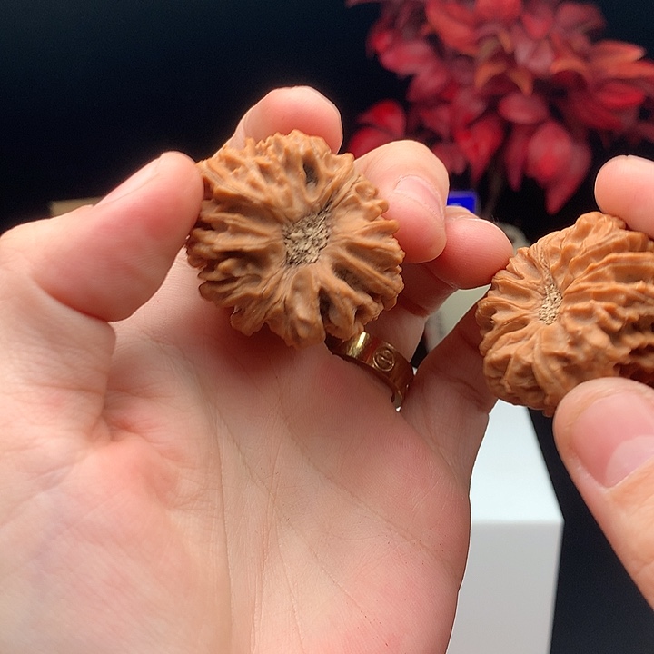 文玩核桃吊坠齿轮