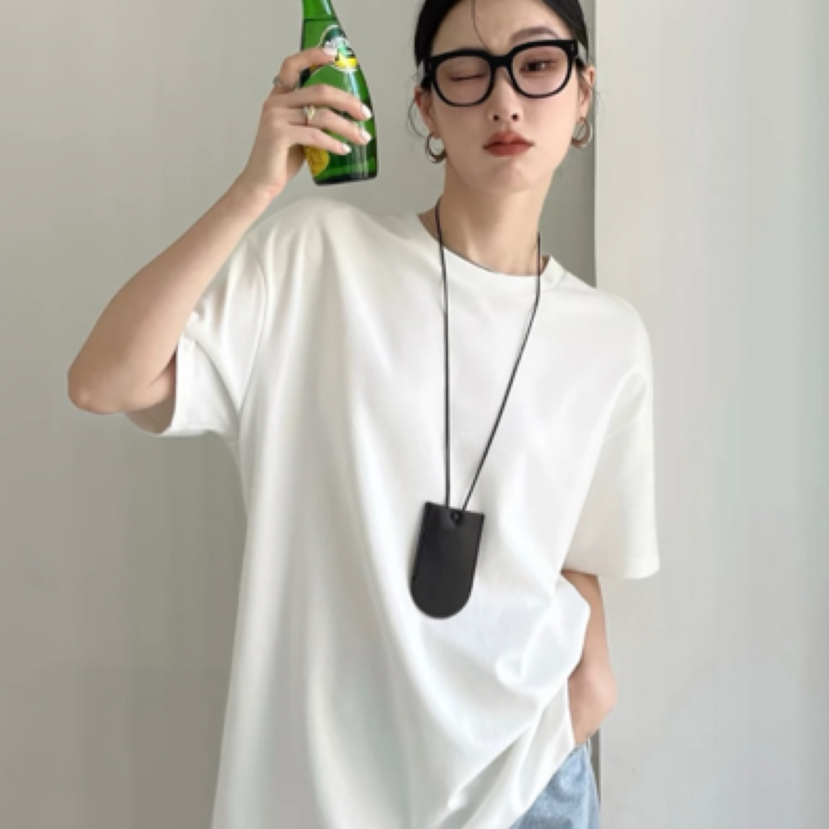 【北京阿玛施】2025新款530136百搭纯色简约质感宽松显瘦设计感短袖