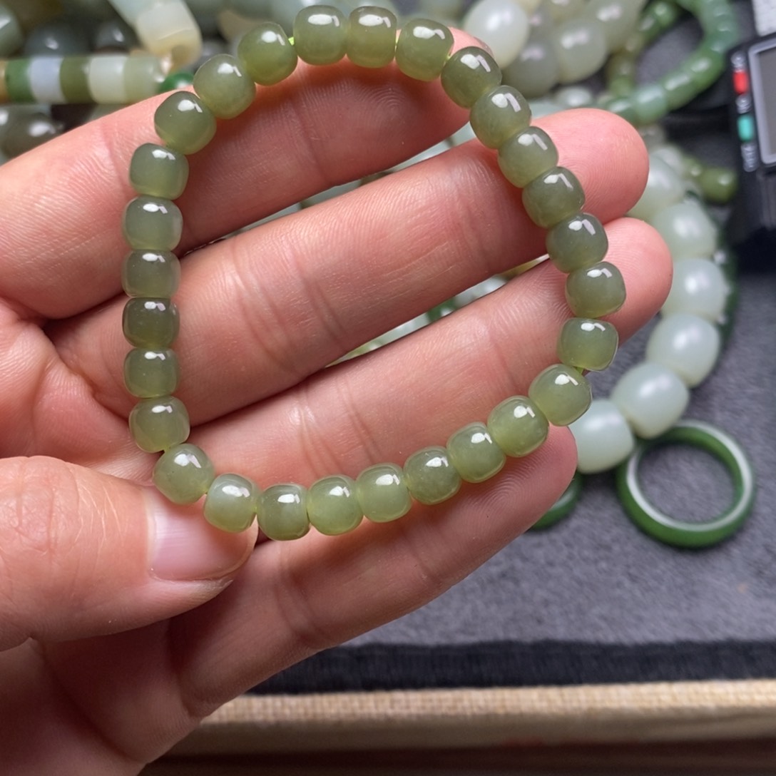 和田玉手链未镶嵌