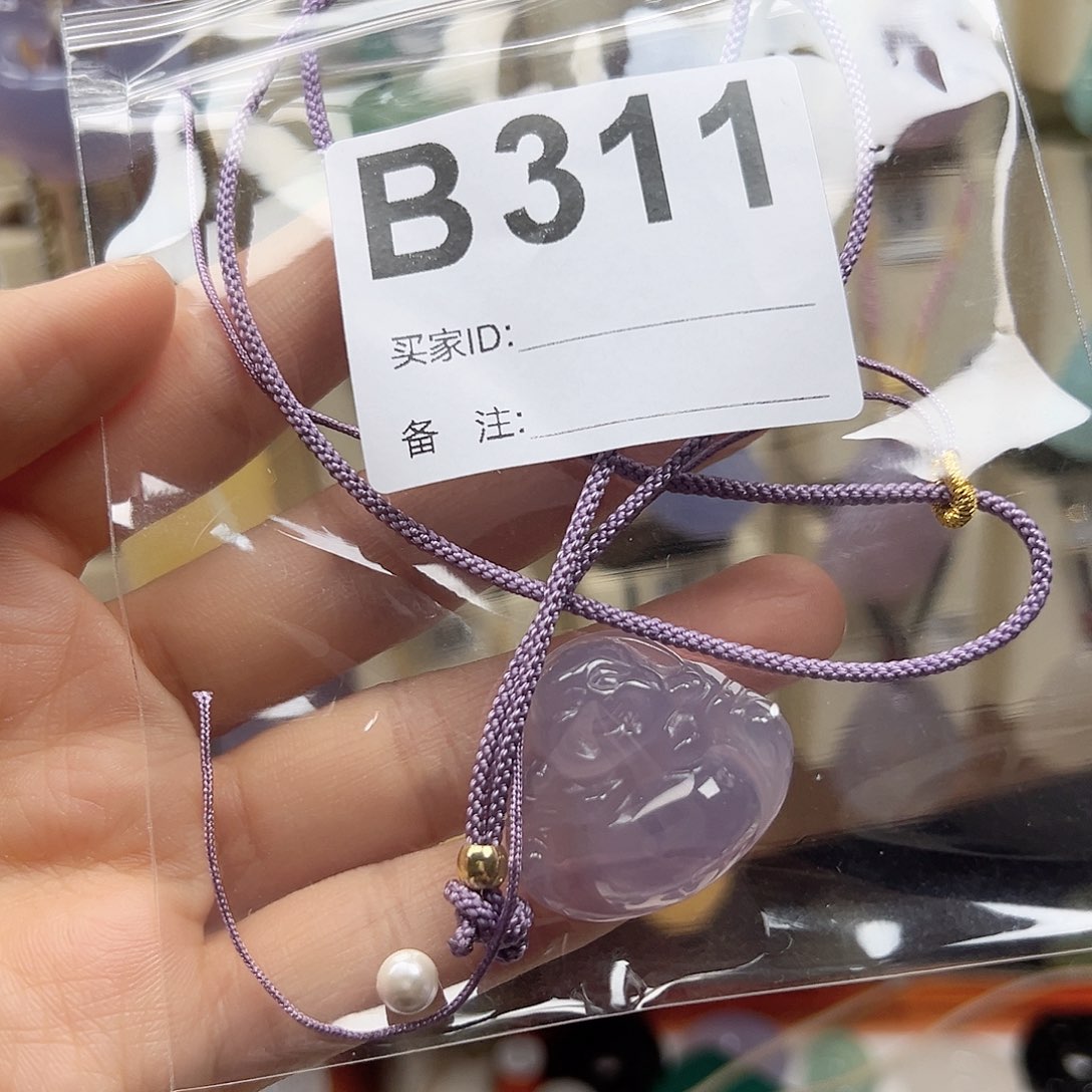 玛瑙/玉髓颈饰合金Ａ****。