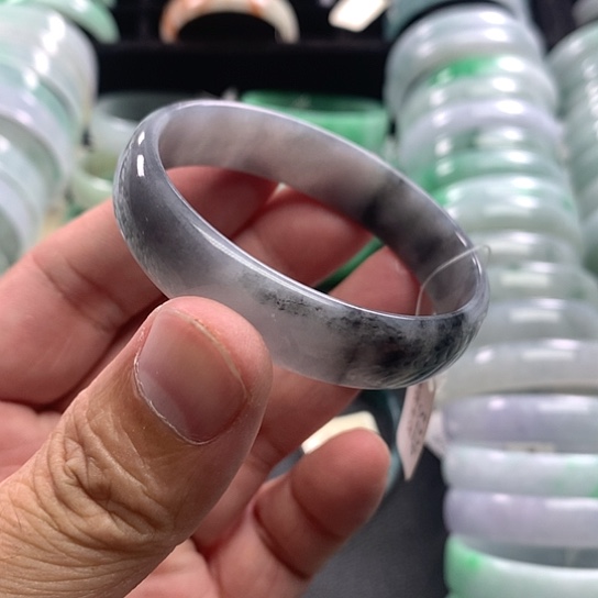 未镶嵌手镯翡翠公主