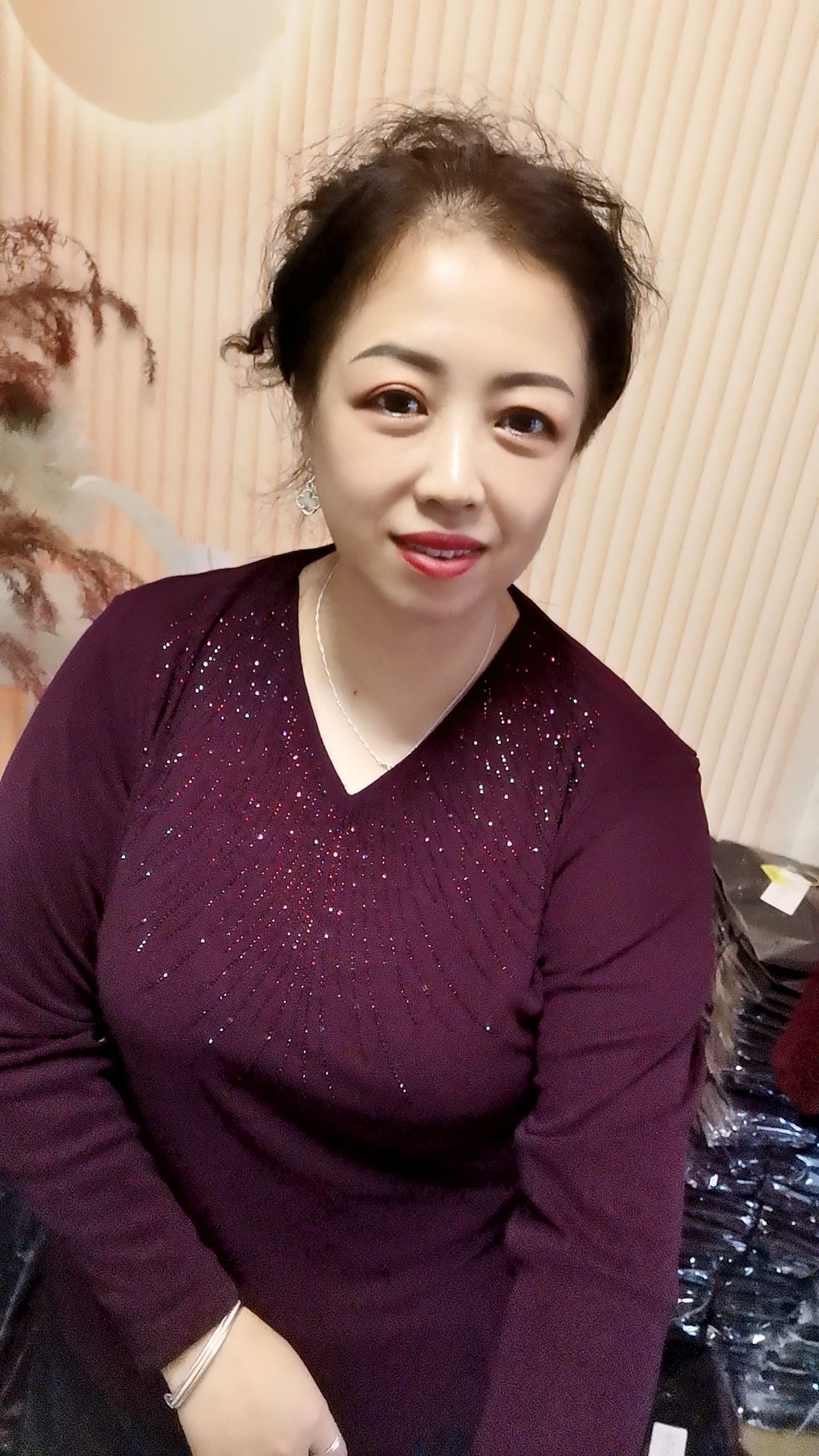 【玲姐精选】27双层秋季新款蕾丝V领典雅气质北欧钻显瘦宽松小衫