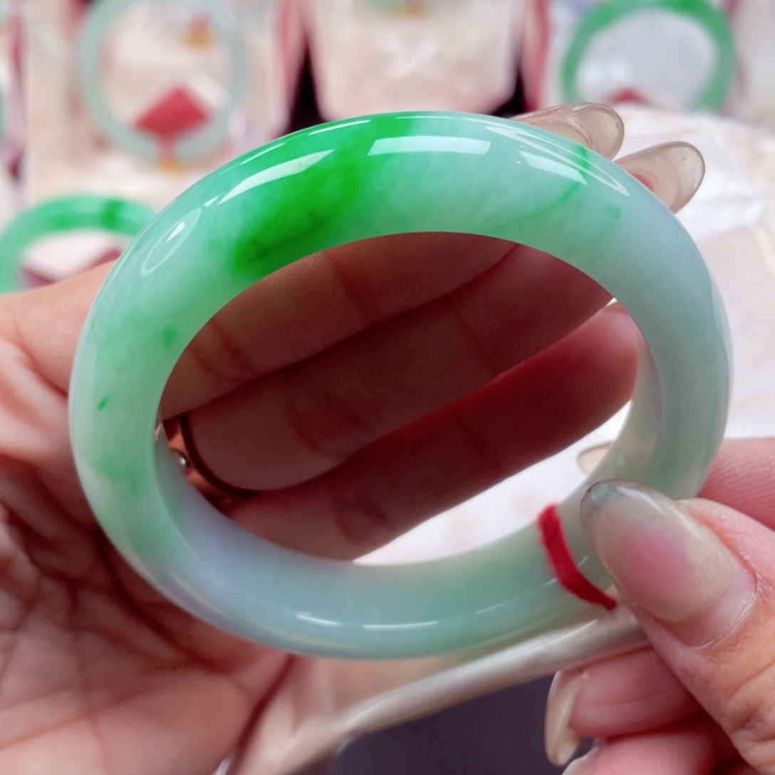 未镶嵌手镯翡翠冰润飘辣绿53.5敏 07号