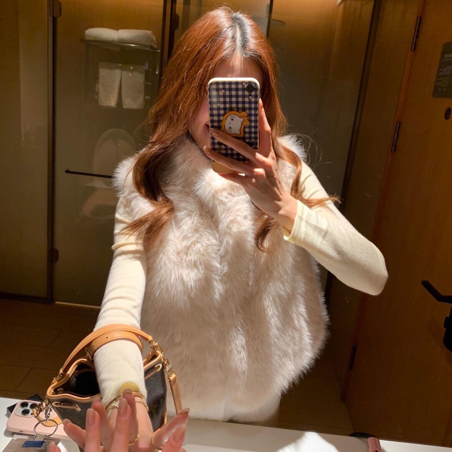 【当天发+运费险】氛围感环保皮草马甲御寒背心仿狐狸毛百搭YY850