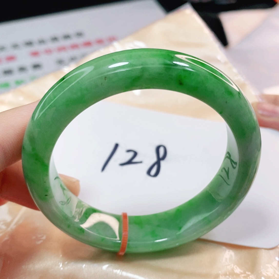 翡翠手镯未镶嵌54.5圈口