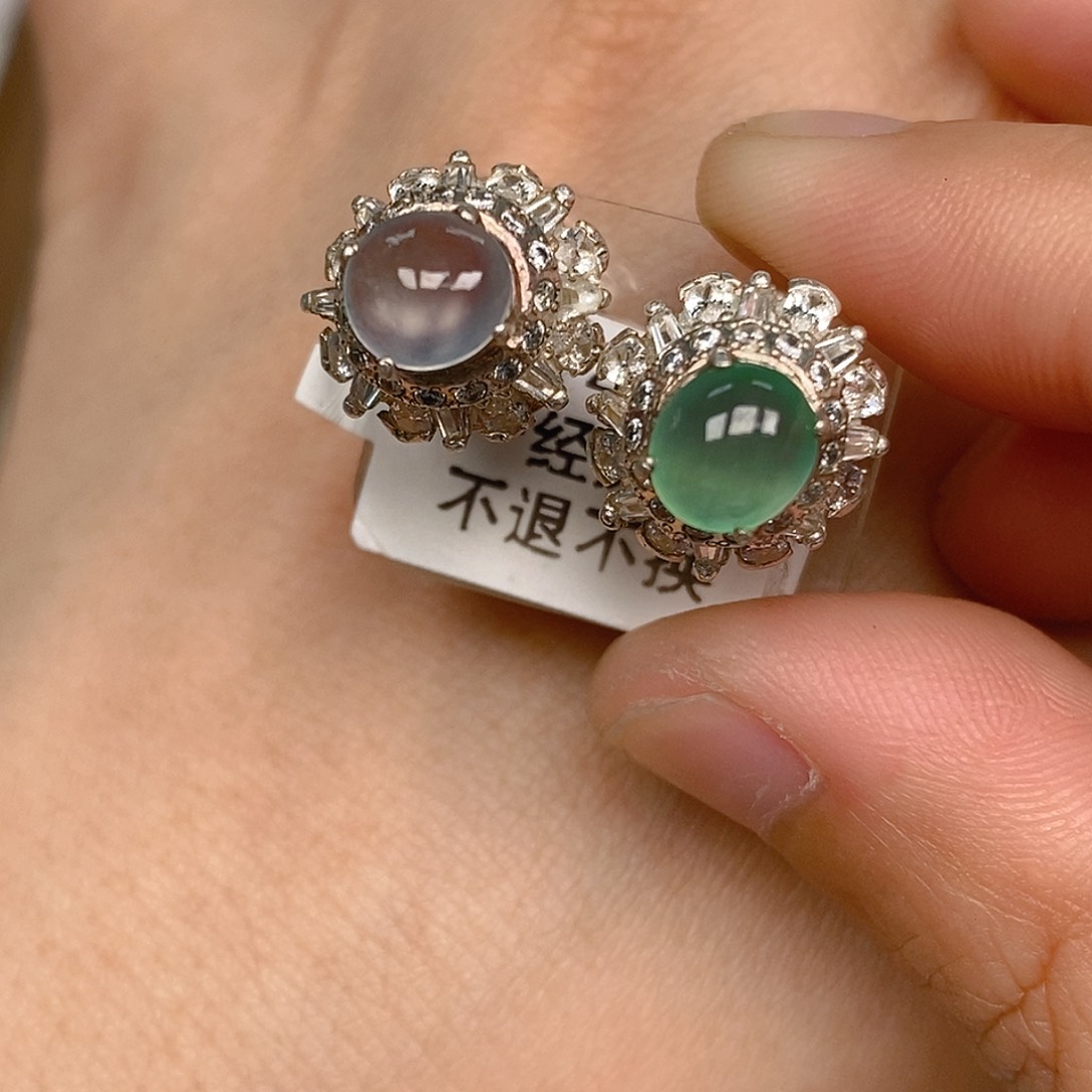 翡翠戒指未镶嵌翡翠