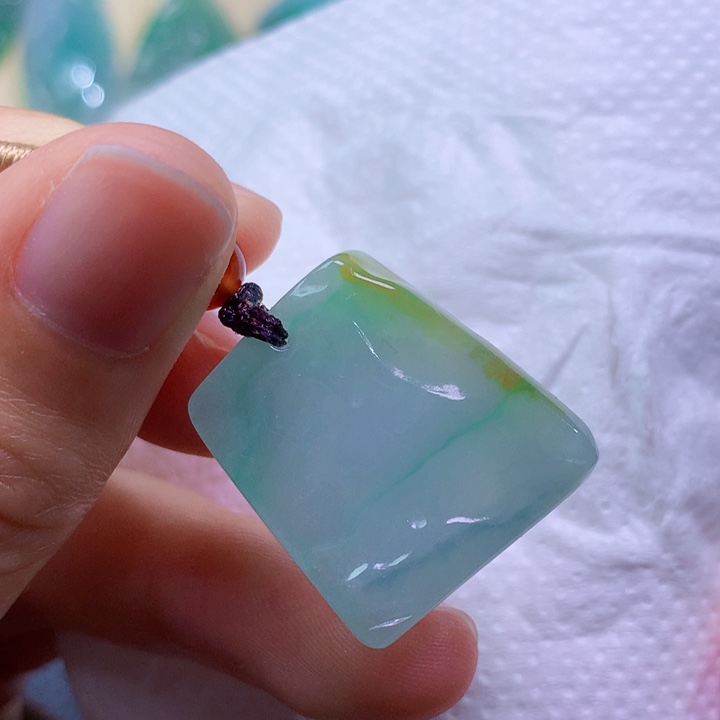 翡翠未镶嵌吊坠(不含链) 4552