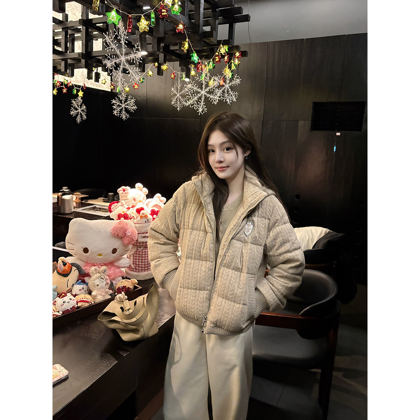 Jnnlh 【温暖泡芙】90白鸭绒！定制徽章麻花针织连帽羽绒服