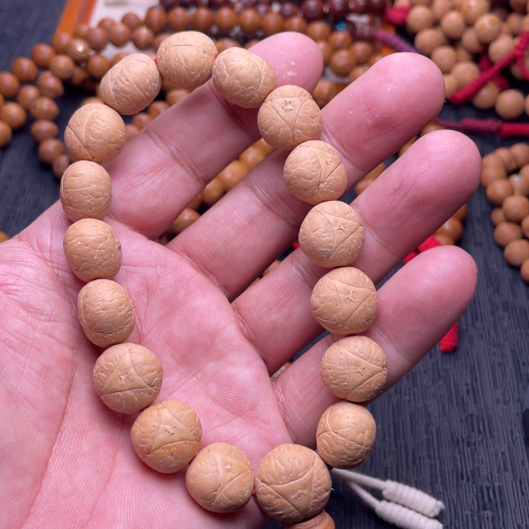 凤眼菩提吊坠龙眼