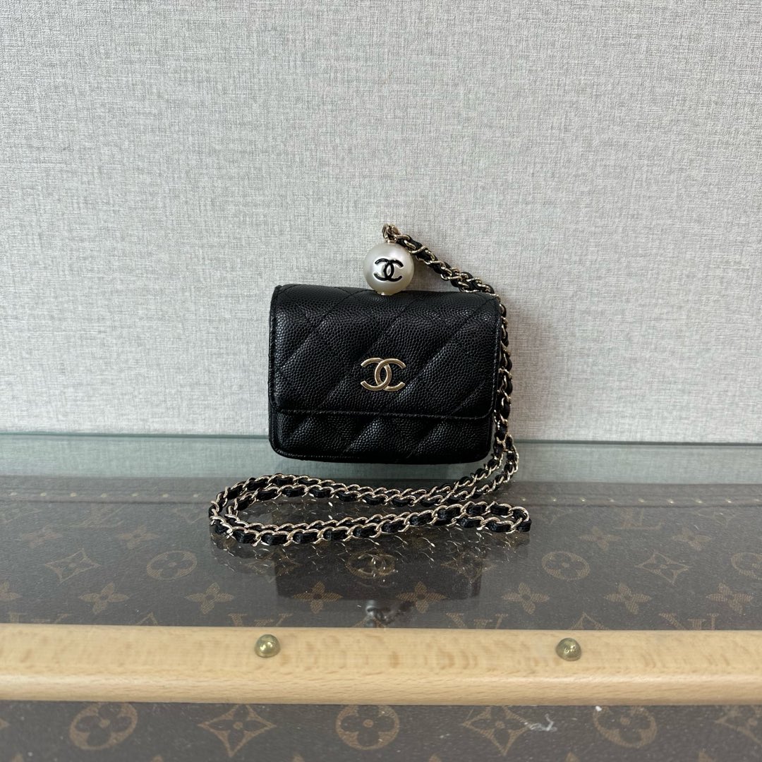95新 Chanel/香奈儿 黑金珍珠牛皮小号项链包 12107