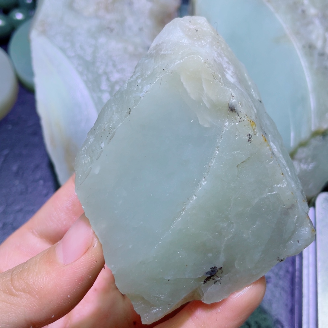 和田玉未镶嵌珠宝半成品