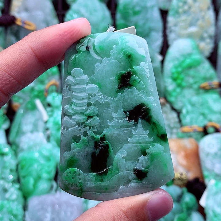 翡翠吊坠(不含链)未镶嵌