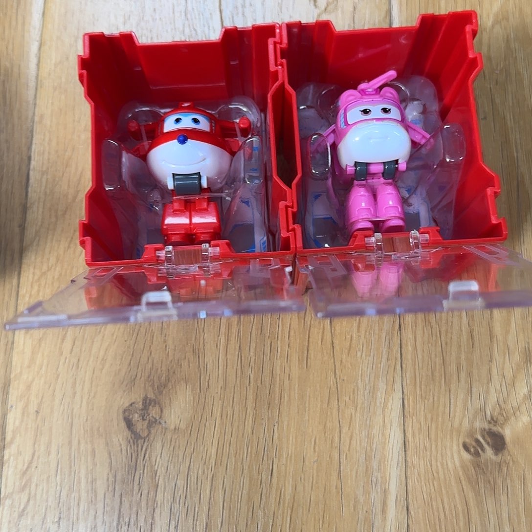 云***哲塑料特殊版小爱乐迪小机库