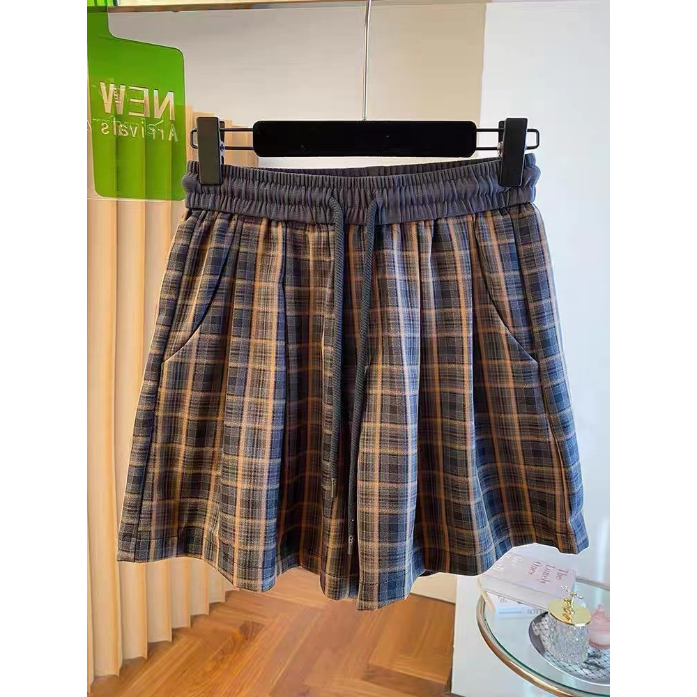 5017咖色格子短裤