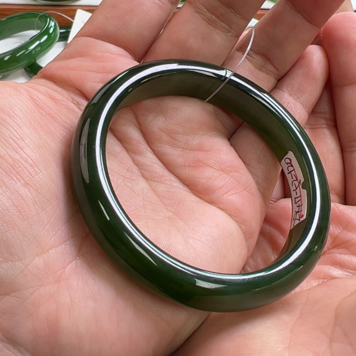 【闪购商品】和田玉手镯未镶嵌