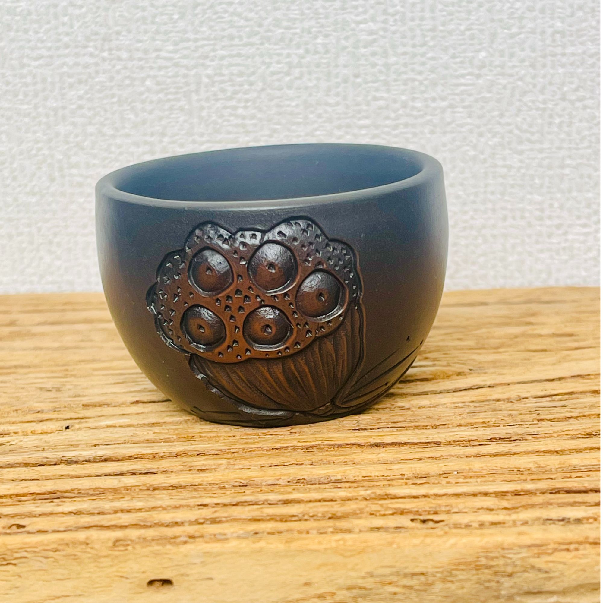 建水紫陶-莲蓬主人杯50ml-3层浮雕工艺