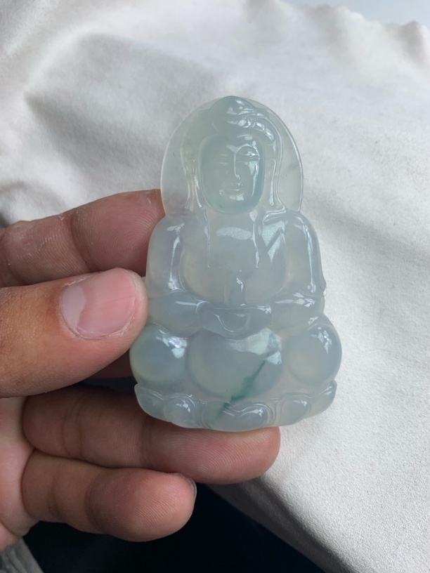 缅甸天然A货翡翠观音吊坠 尺寸:66.8-43-6.0mm