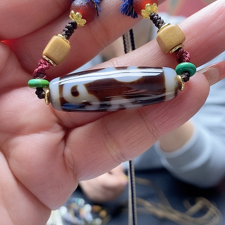 玛瑙/玉髓颈饰合金