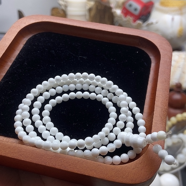 非金属贝壳全白微瑕0.4多圈