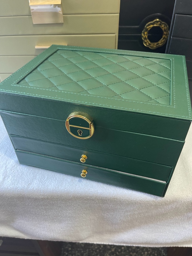 首饰盒/箱 【特价捡漏】微瑕尾货处理皮质三层带锁首饰盒大容量