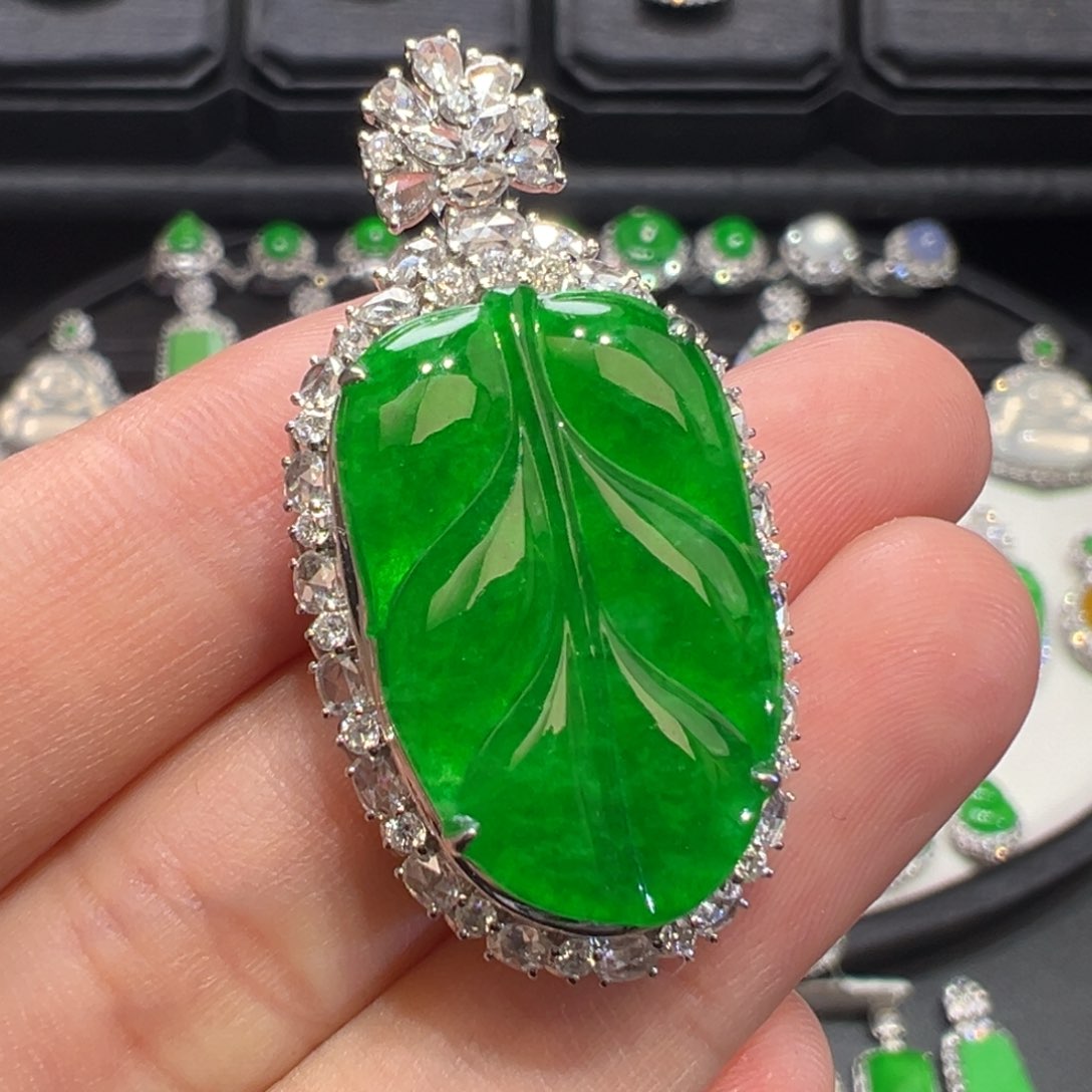 翡翠18K金镶嵌吊坠(不含链)收到货48小时鉴赏期