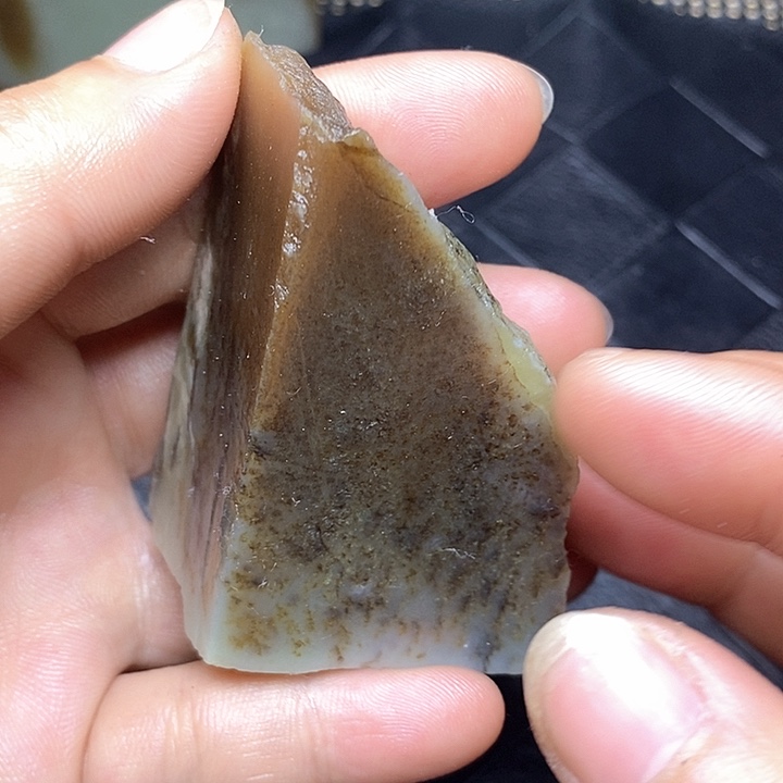 和田玉未镶嵌珠宝半成品