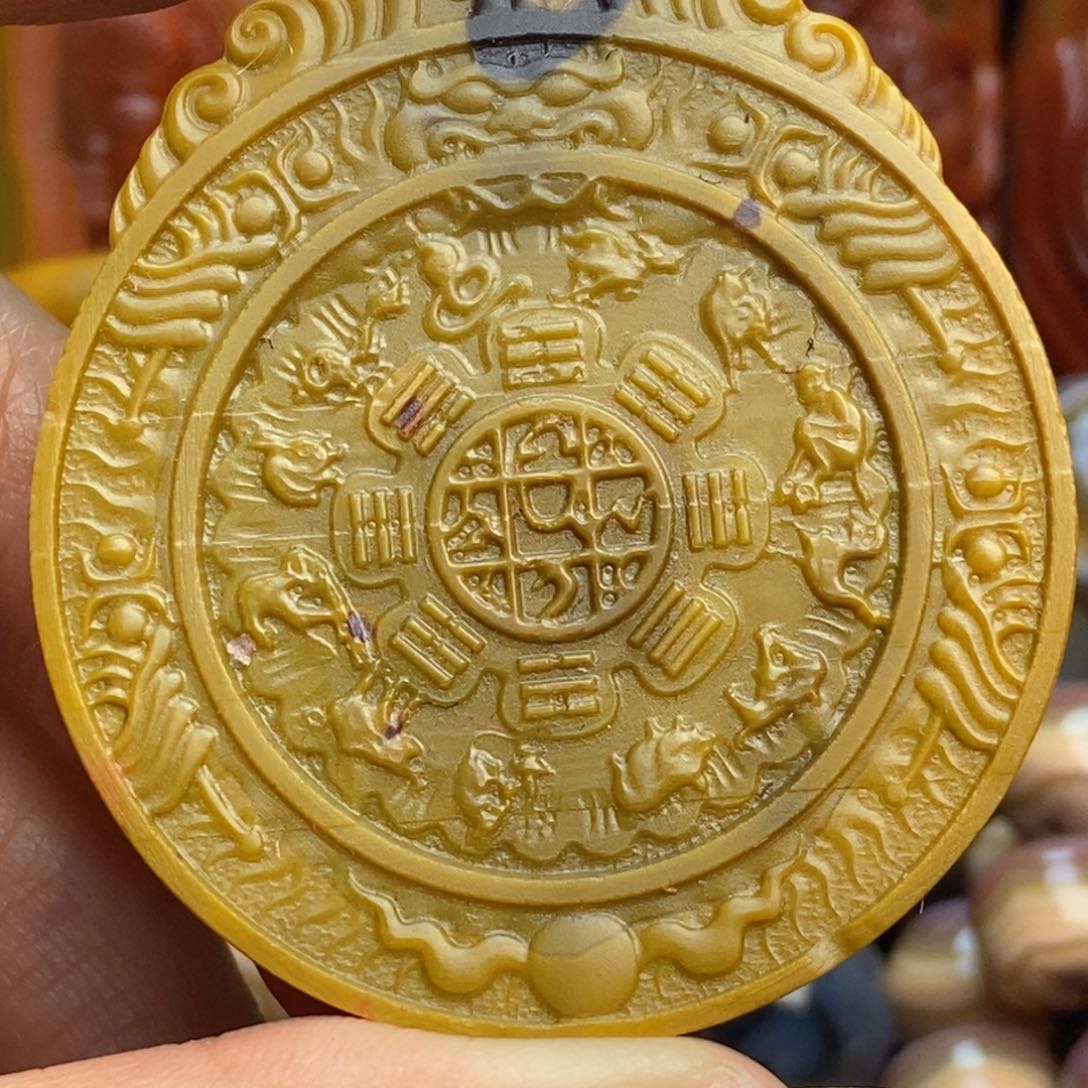 玛瑙/玉髓颈饰未镶嵌天*间战国红