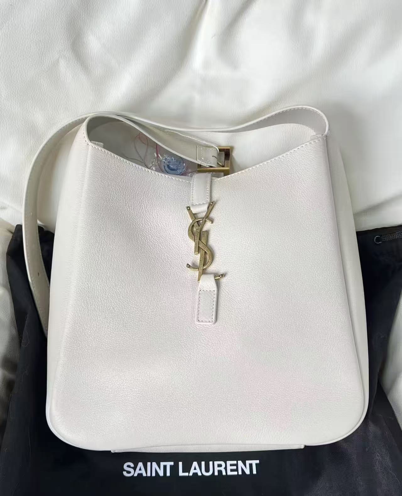95新 YSL/圣罗兰 GGS圣罗兰Le5a7 hobo小号白金牛皮单肩59821748