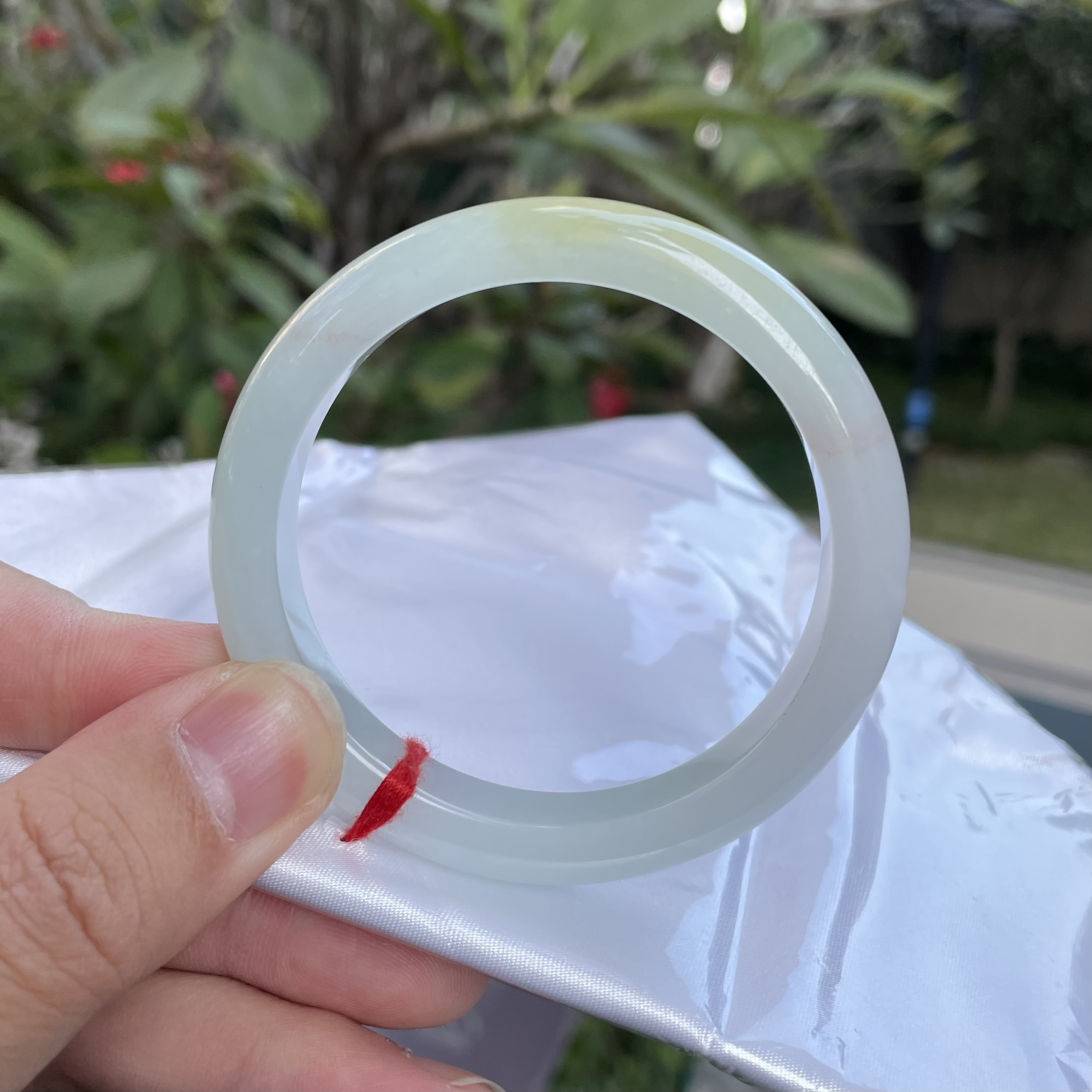 天然翡翠黄翡手镯 五十三点二圈口 正圈