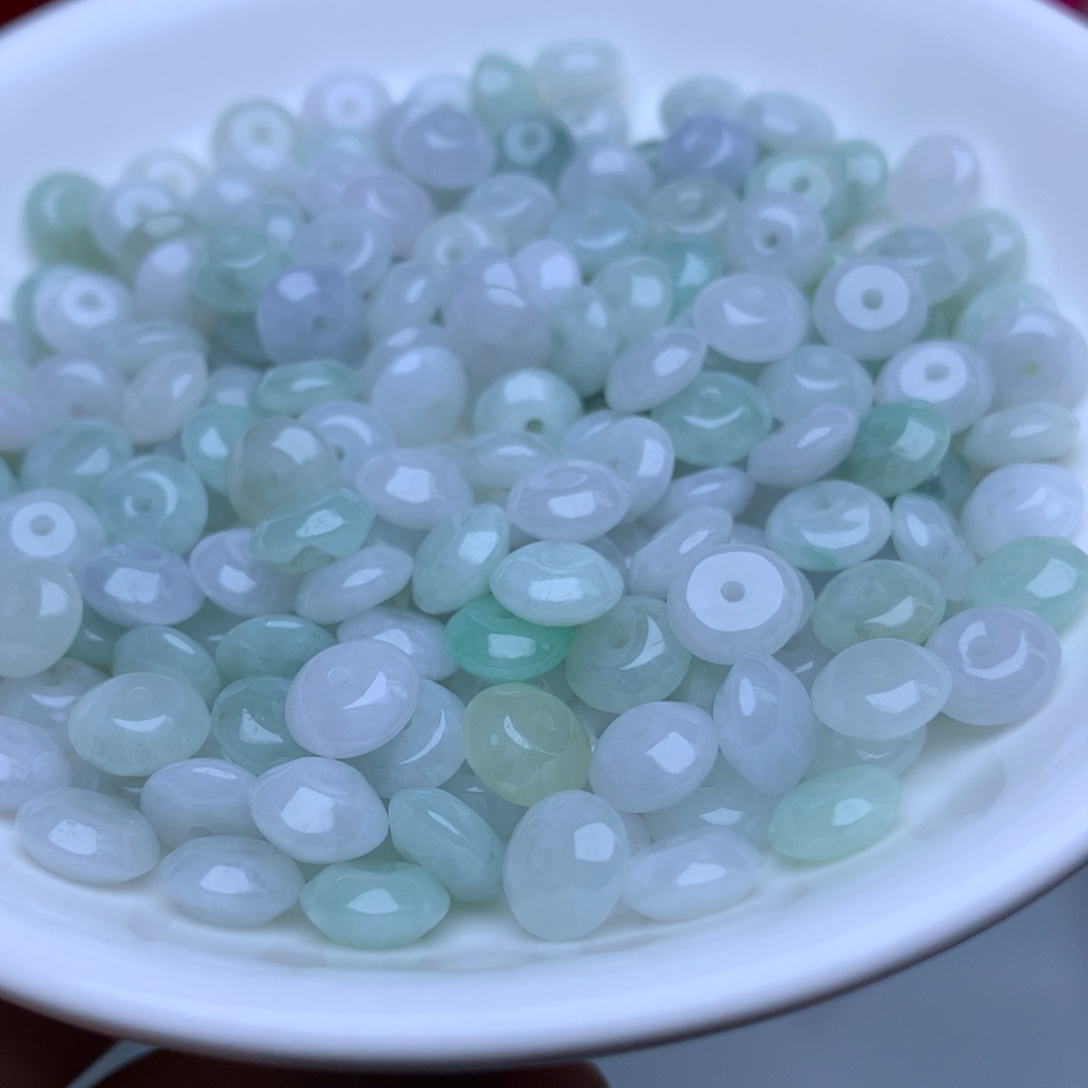 【闪购商品】未镶嵌手链翡翠卡3.6乘7.6冰鼓珠40个