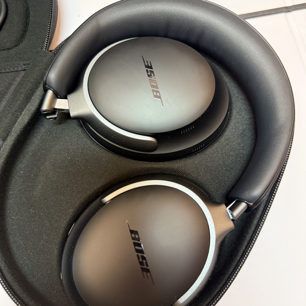 9新 BOSE BOSE 博士 Ultar 头戴 蓝牙消噪耳机 #BO47 