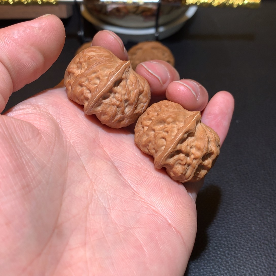文玩核桃把件门头沟元宝36