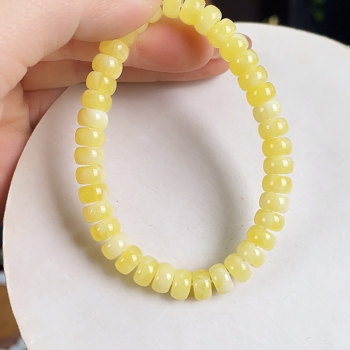 蜜蜡未镶嵌颈饰定制发货