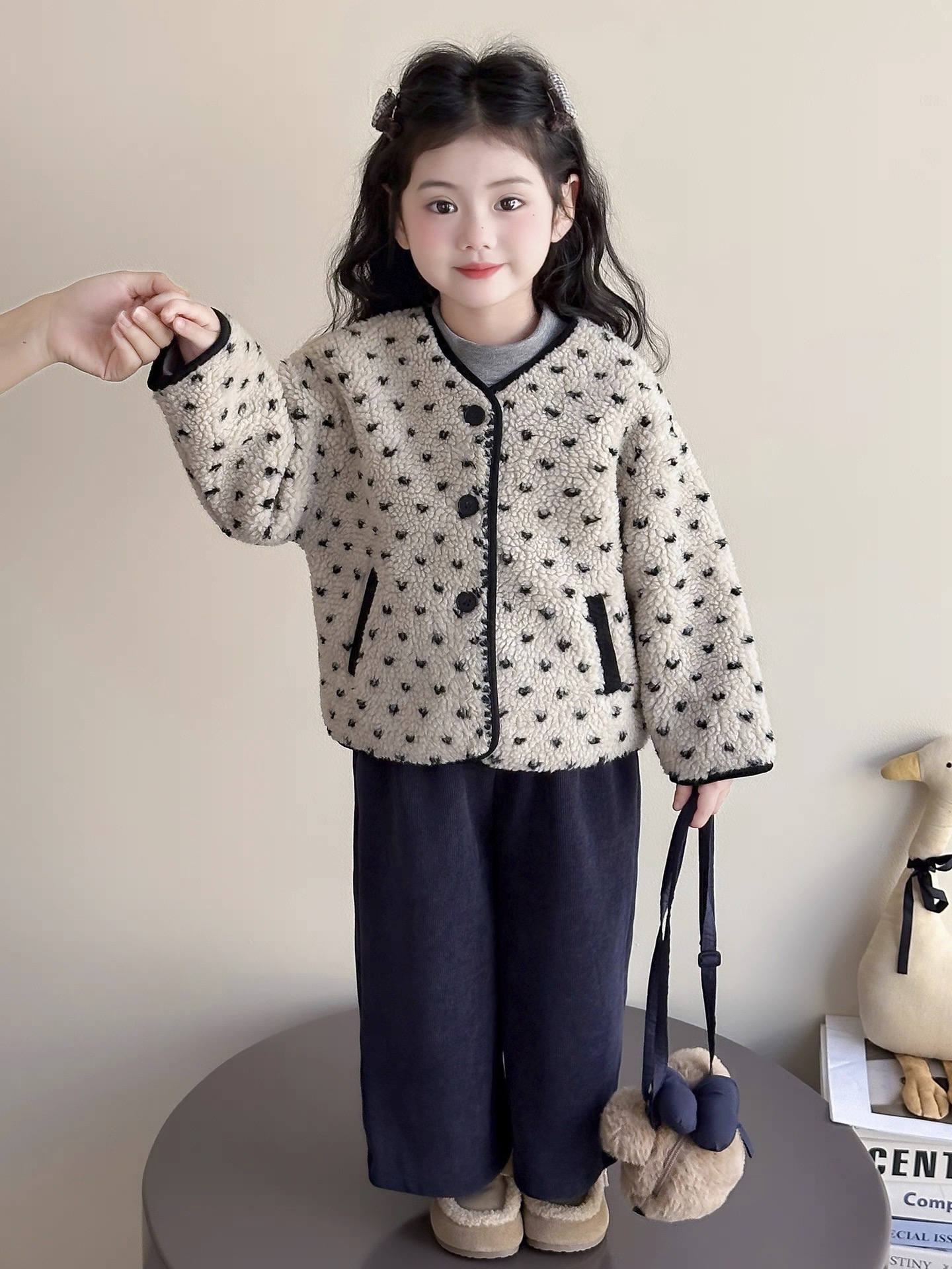【亲子款】2025韩版时尚加厚女童毛毛衣外套秋冬季洋气桃心时装