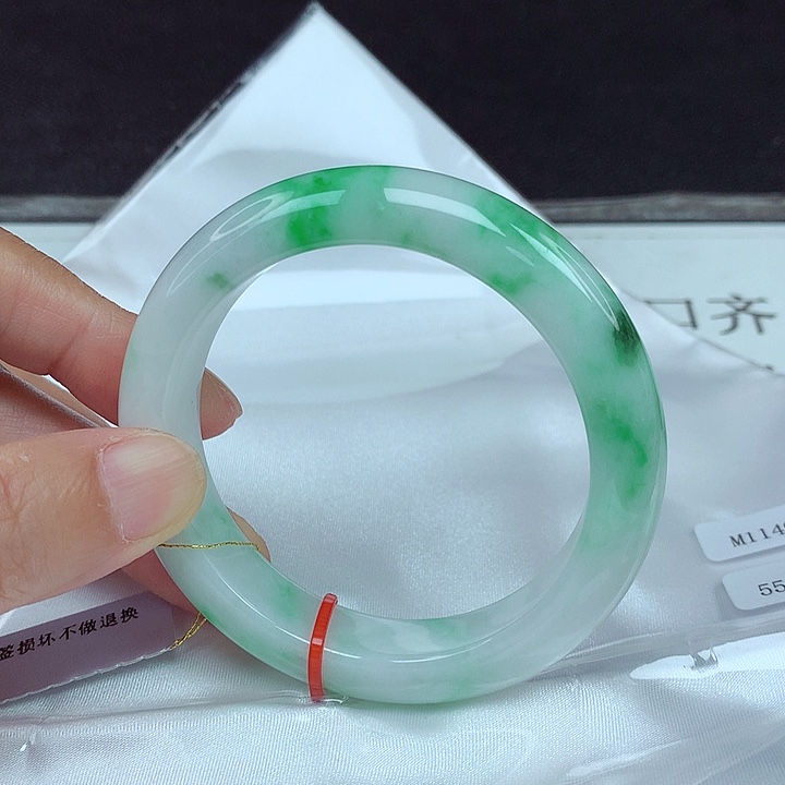 翡翠未镶嵌手镯55圈4852