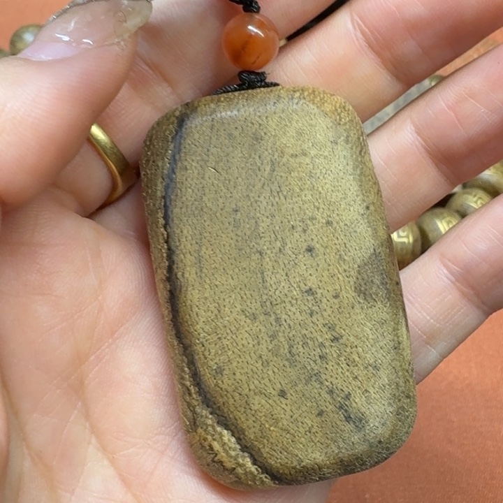 沉香吊坠馨安居沉香定制款