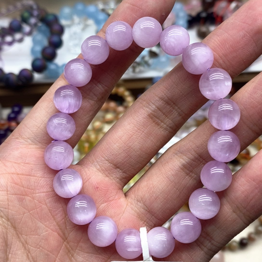 水晶手串未镶嵌紫锂辉