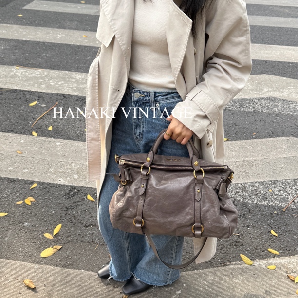 95新 MIU MIU/缪缪 花绮中古/缪缪格雷灰大号蝴蝶结机车包