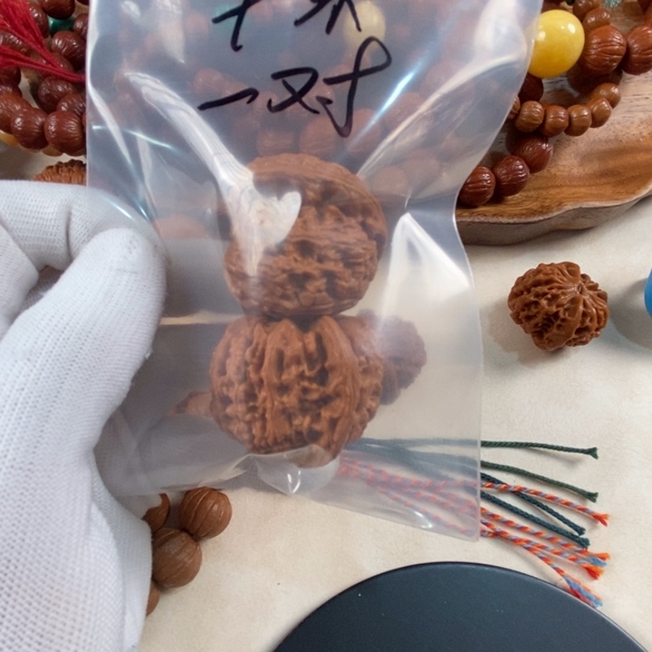 原***摘吊坠猴头核桃白狮子