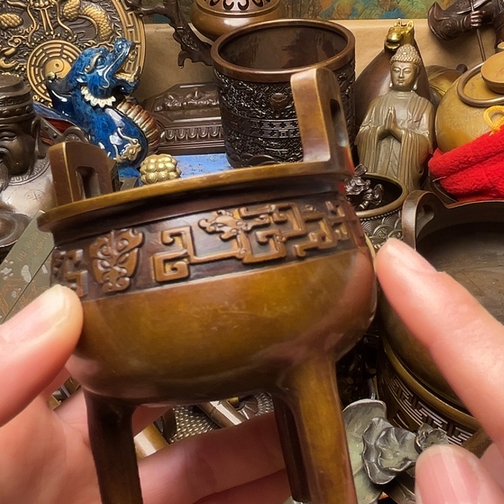 精美铜器批发档口