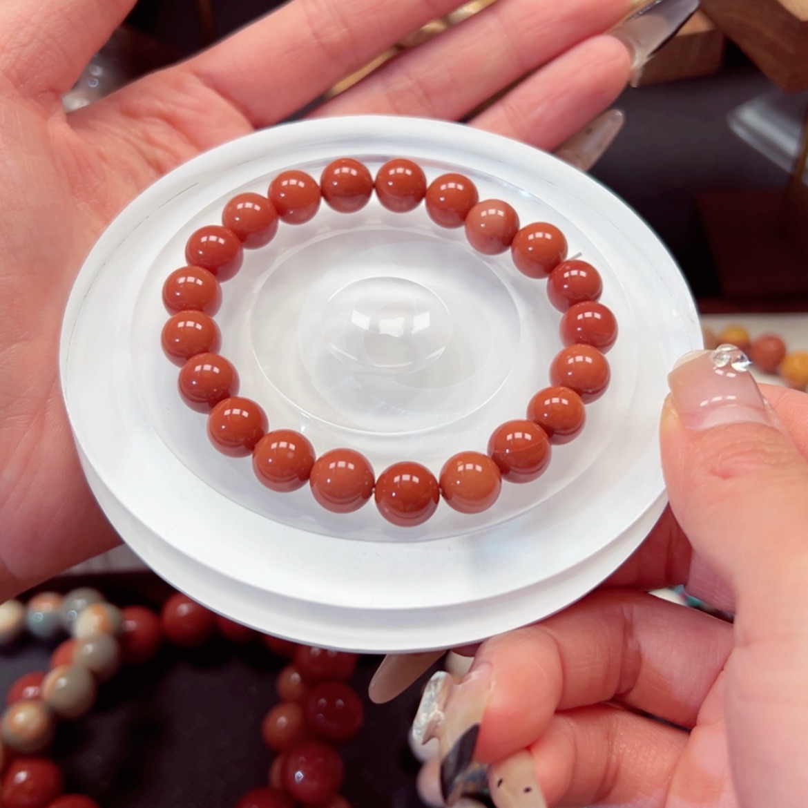 【闪购商品】石英质玉手链未镶嵌你****宝32