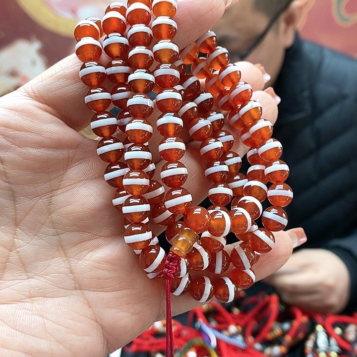 玛瑙/玉髓颈饰合金