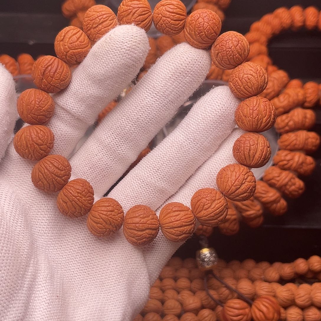 手串桃核红锦鲤1.4+