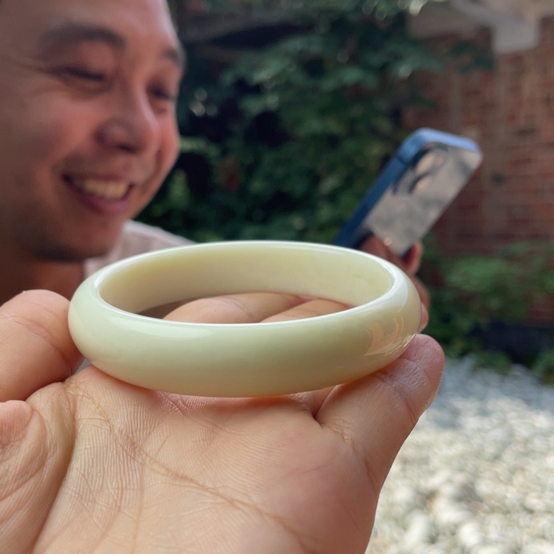 ****️手饰玛瑙未镶嵌玉镯