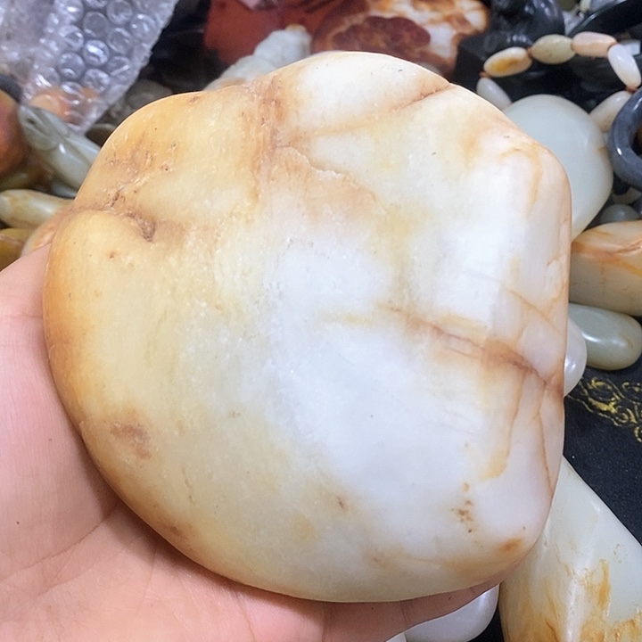 和田玉（糖玉）未镶嵌挂件